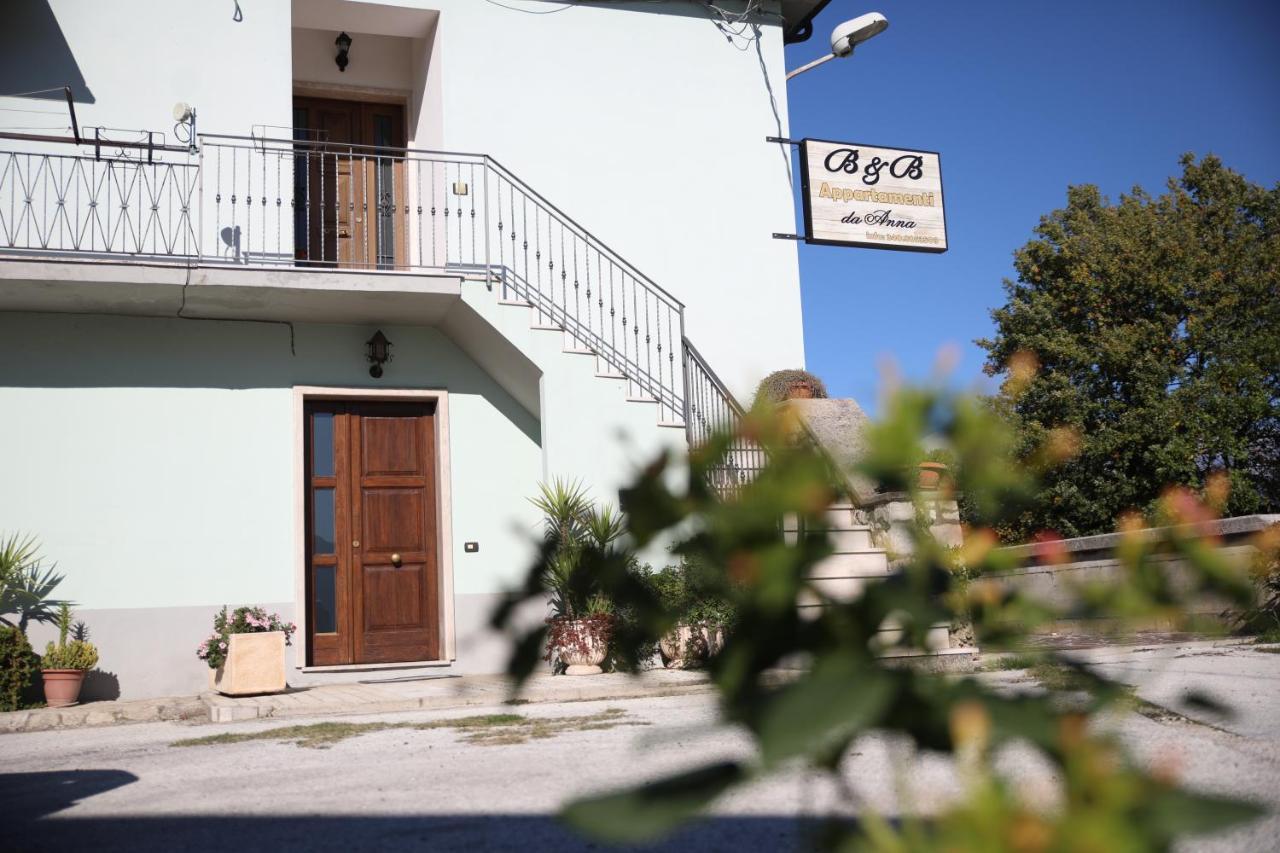 Appartamenti Da Anna Montaquila Bagian luar foto